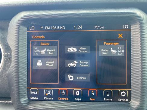 Used 2023 Jeep Wrangler Unlimited Sahara w/ LED Lighting Group AWD/4WD image 14