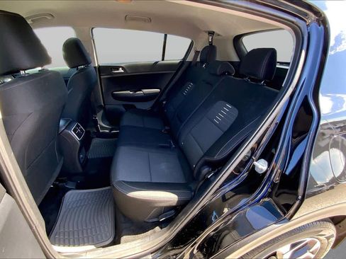 Used 2021 Kia Sportage LX w/ LX Fwd Popular Package image 19