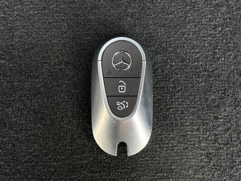 Used 2025 Mercedes-Benz GLC 300 GLC 300 image 64