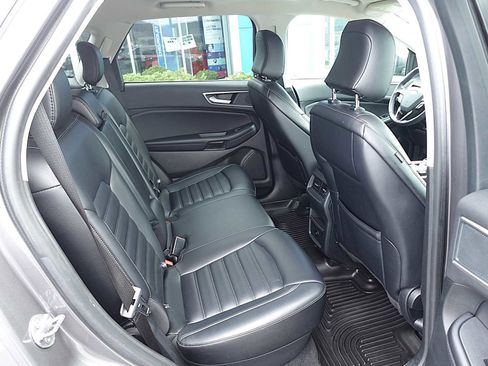 Used 2024 Ford Edge SEL image 27