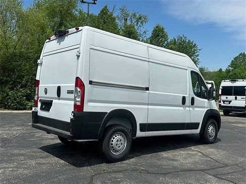 New 2025 RAM ProMaster 1500 w/ Safety Group image 10
