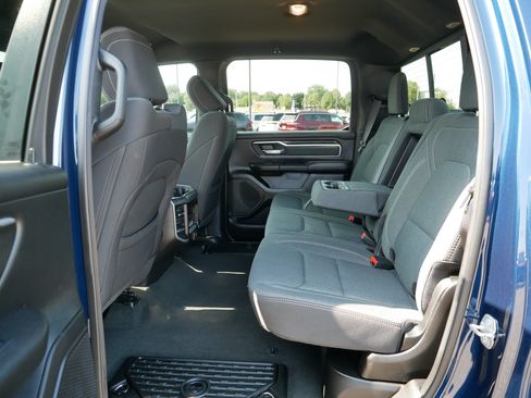 Used 2022 RAM 1500 Big Horn AWD/4WD image 34