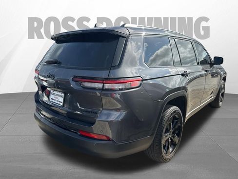 Used 2025 Jeep Grand Cherokee L Limited w/ Black Appearance Package image 4