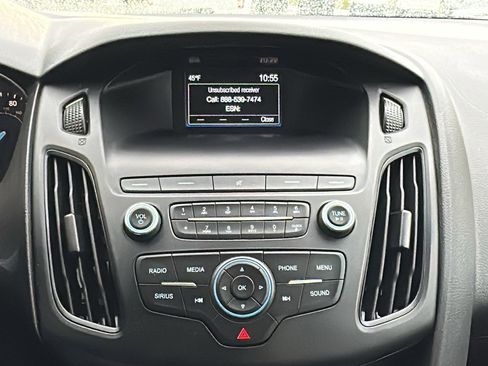 Used 2018 Ford Focus SE image 19
