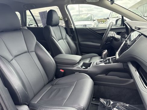 Certified 2025 Subaru Outback Limited AWD/4WD image 19