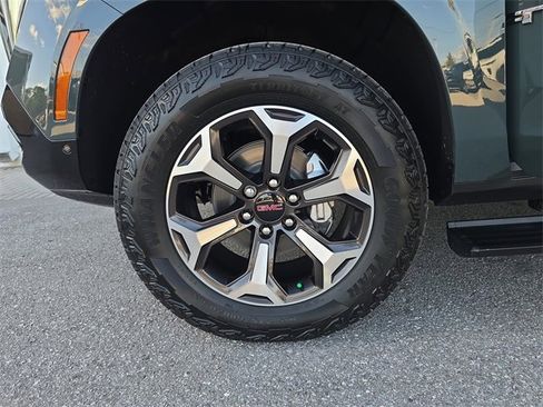 New 2026 GMC Yukon AT4 Ultimate w/ LPO, Floor Liner Package image 33