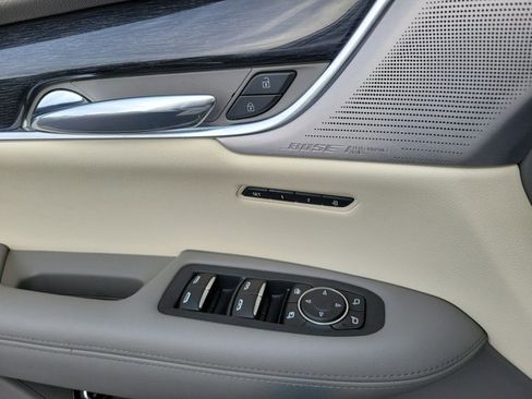 Used 2022 Cadillac XT6 Premium Luxury w/ Technology Package image 30