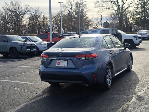 Certified 2023 Toyota Corolla LE image 5