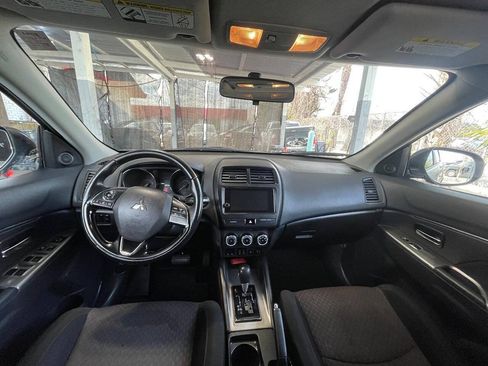 Used 2019 Mitsubishi Outlander Sport SE FWD image 8