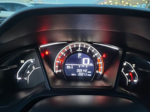 Used 2018 Honda Civic Sport image 34