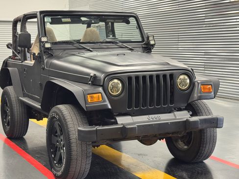 Used 2001 Jeep Wrangler SE image 6