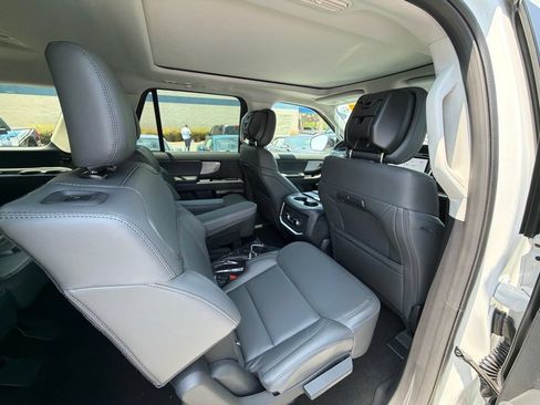 New 2027 Ford Expedition Max Active RWD image 11