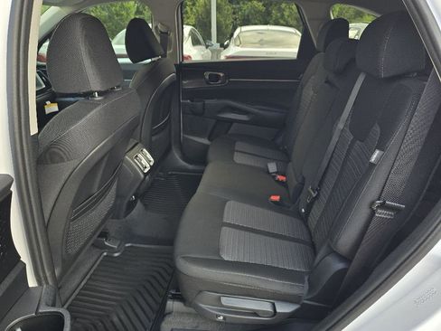 New 2026 Kia Sorento LX image 4