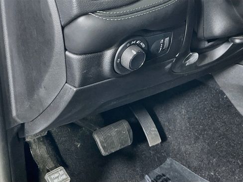 Used 2023 Dodge Durango SXT Launch Edition AWD/4WD image 10