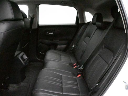 Used 2024 Honda HR-V EX-L image 9