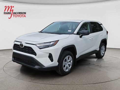 Used 2025 Toyota RAV4 LE FWD image 1