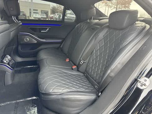 Used 2024 Mercedes-Benz S 580e 4MATIC Sedan image 18