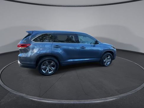 Used 2019 Toyota Highlander Limited Platinum image 17