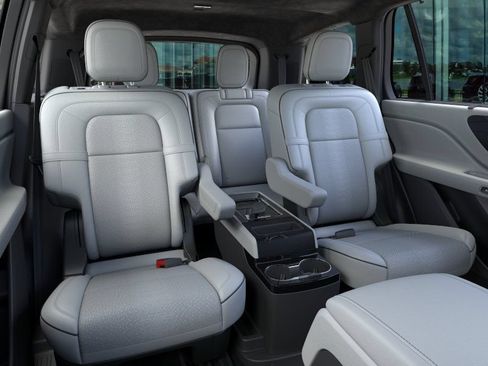 New 2026 Lincoln Aviator Black Label AWD/4WD image 11