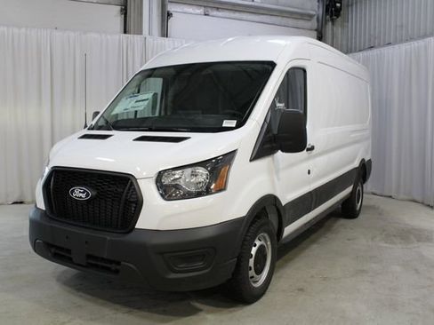 New 2026 Ford Transit 250 148 Medium Roof w/ Load Area Protection Package RWD image 43