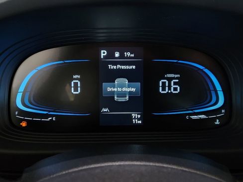 New 2026 Hyundai Venue SE FWD image 11