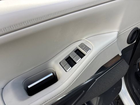 New 2026 Lincoln Navigator L Reserve AWD/4WD image 12