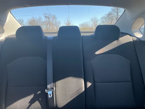 Used 2024 Kia Forte LXS image 16