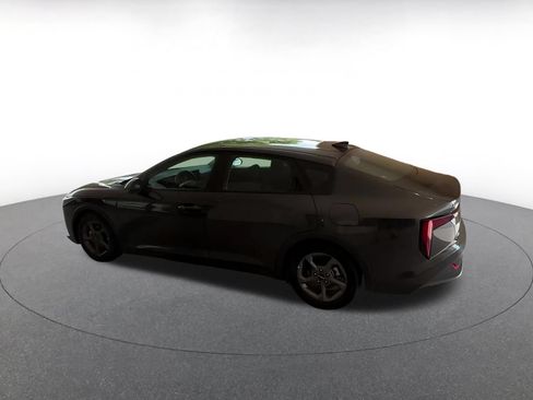 Used 2025 Kia K4 FWD image 10