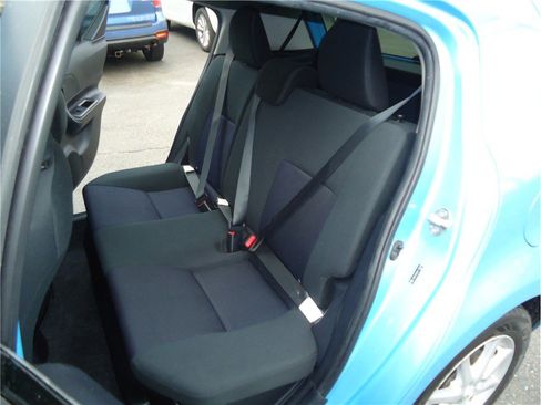 Used 2016 Toyota Prius C Three image 12