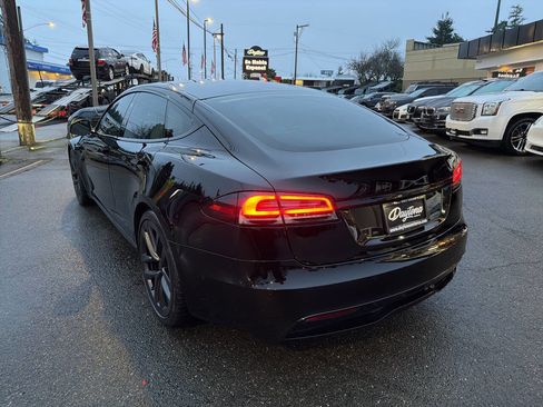 Used 2022 Tesla Model S image 4