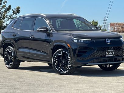 New 2026 Volkswagen Tiguan SEL R-Line