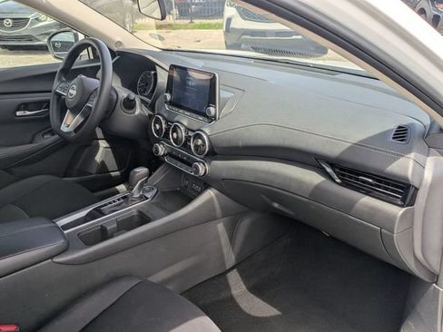 Used 2024 Nissan Sentra SV FWD image 29