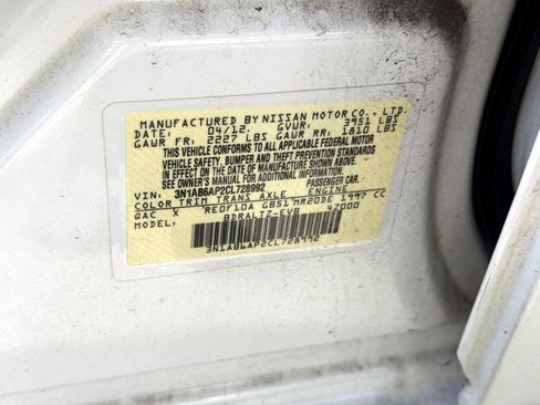 Used 2012 Nissan Sentra 2.0 SR FWD image 18