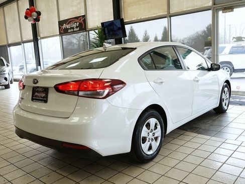 Used 2018 Kia Forte LX w/ LX Popular Package image 15