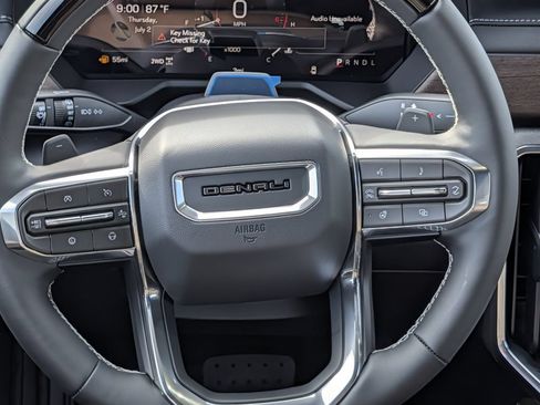 New 2026 GMC Acadia Denali Ultimate w/ LPO, Floor Liner Package AWD/4WD image 13
