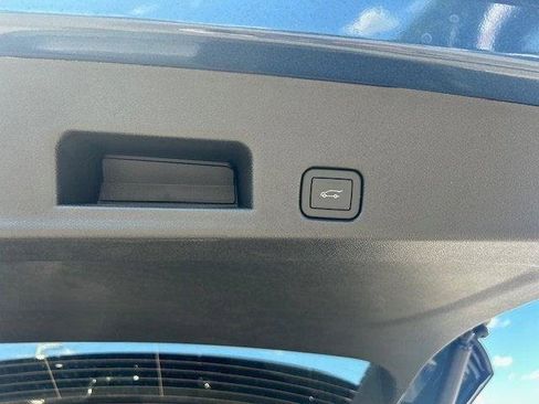 New 2026 Buick Enclave Preferred w/ Power Package image 10