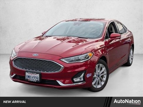 Used 2019 Ford Fusion Energi Titanium image 1