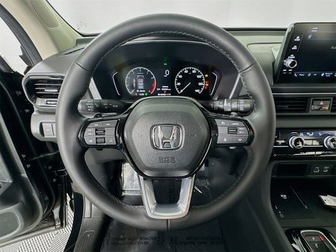 Certified 2025 Honda Pilot EX-L image 13