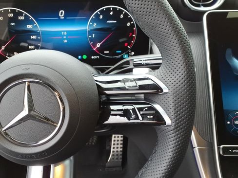Used 2026 Mercedes-Benz GLC 300 4MATIC image 21