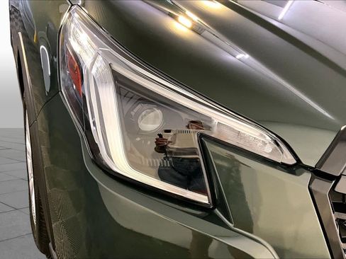 Used 2023 Subaru Forester AWD/4WD image 25