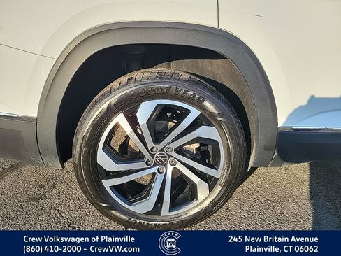 Certified 2022 Volkswagen Atlas SEL image 19