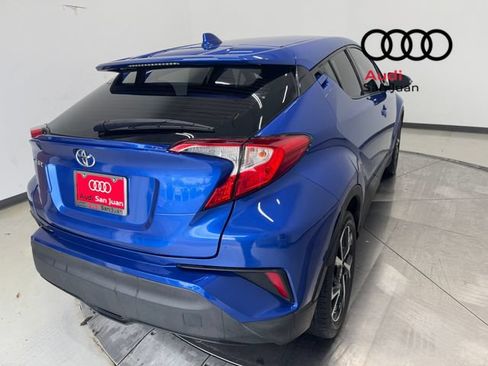 Used 2022 Toyota C-HR XLE FWD image 36