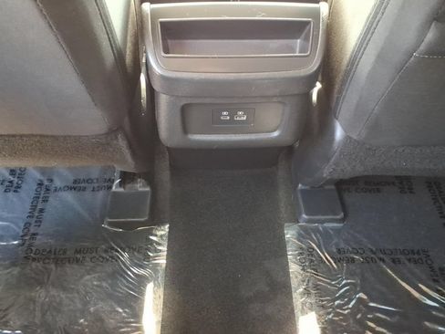 Used 2023 Nissan Pathfinder S FWD image 14