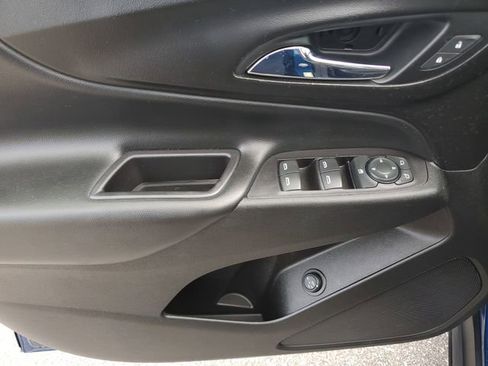Used 2019 Chevrolet Equinox LT FWD image 20
