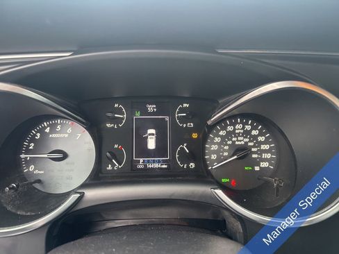 Used 2019 Toyota Sequoia SR5 image 29