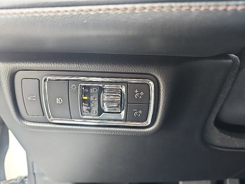 Used 2020 Lincoln Aviator Reserve w/ Elements Package Plus AWD/4WD image 14