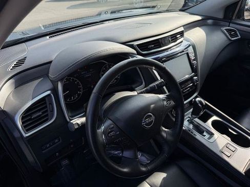Certified 2024 Nissan Murano SV w/ SV Midnight Edition Package FWD image 18