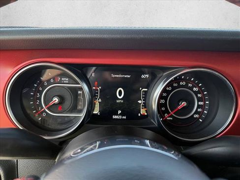 Used 2022 Jeep Gladiator Rubicon w/ LED Lighting Group AWD/4WD image 15