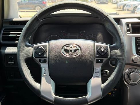 Used 2020 Toyota 4Runner SR5 Premium w/ Moonroof Package AWD/4WD image 16