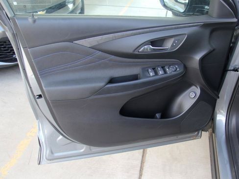 Used 2026 Buick Envista Sport Touring w/ Convenience I Package FWD image 19